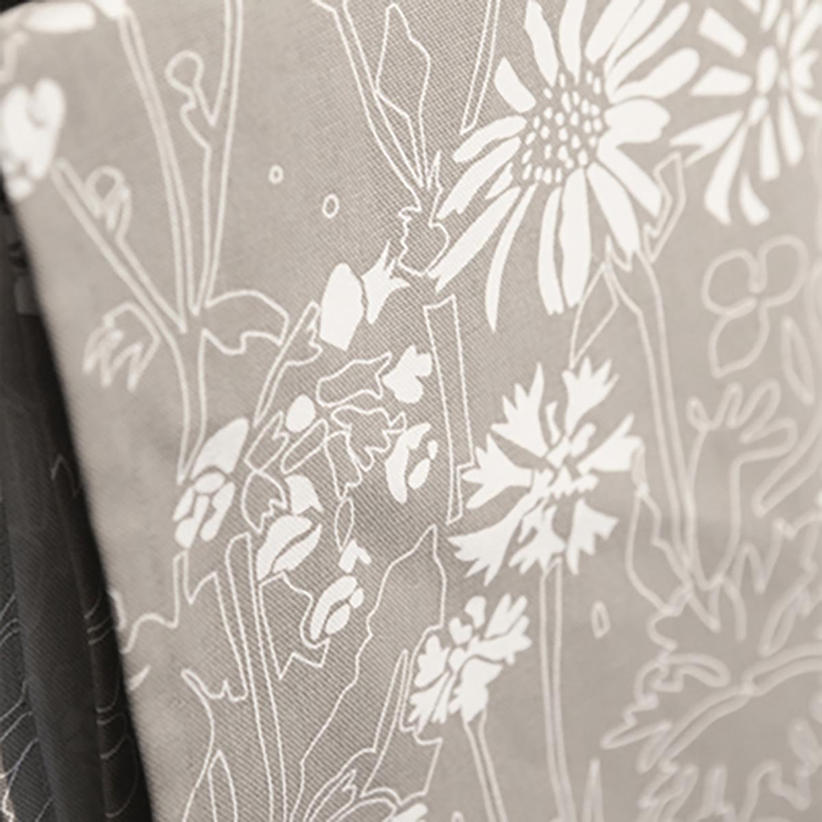 Solvik - Greige geblümtes Küchenhandtuch - athomewithpaula