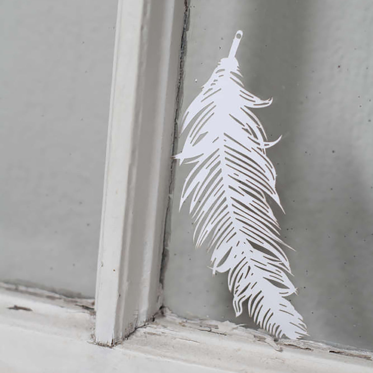 Bogen mit 3 Federn klein 51 x 130 mm - athomewithpaula