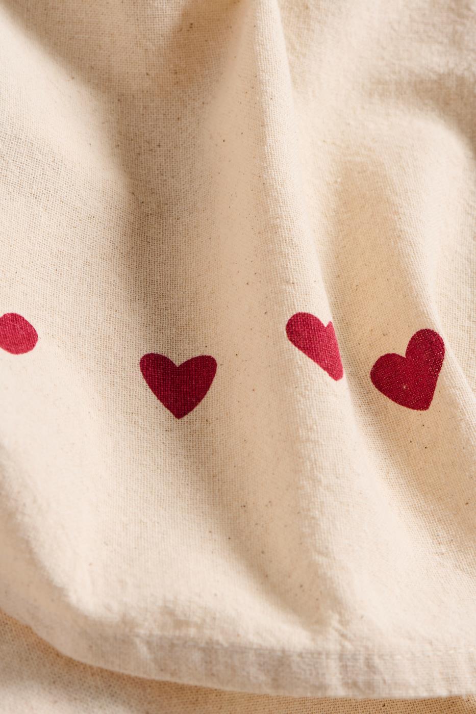 Geschirrtuch "Emma" natur mit roten Herzen