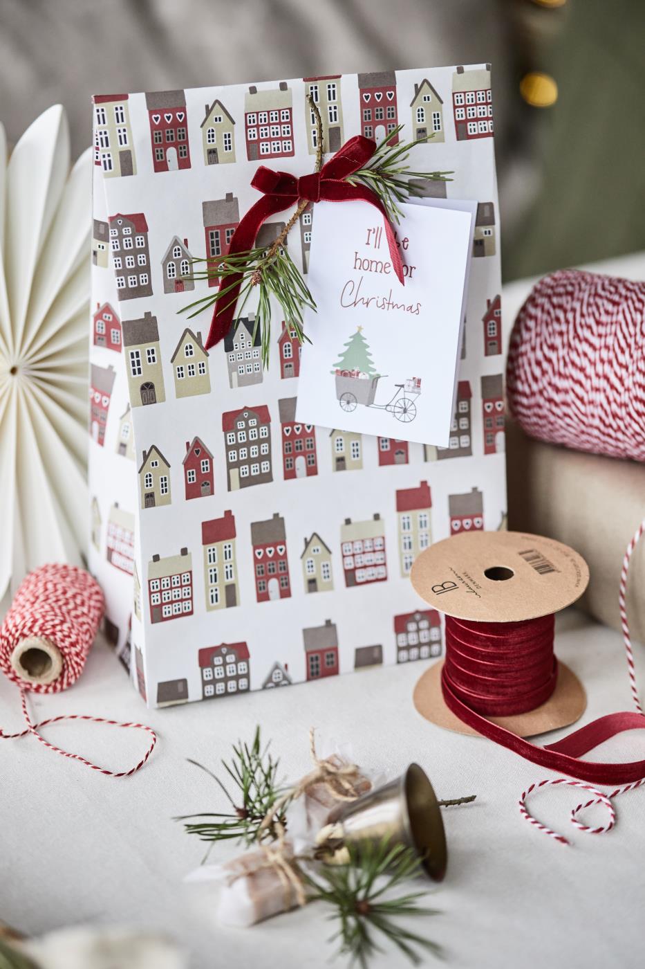 Velourband auf Spule bordeaux