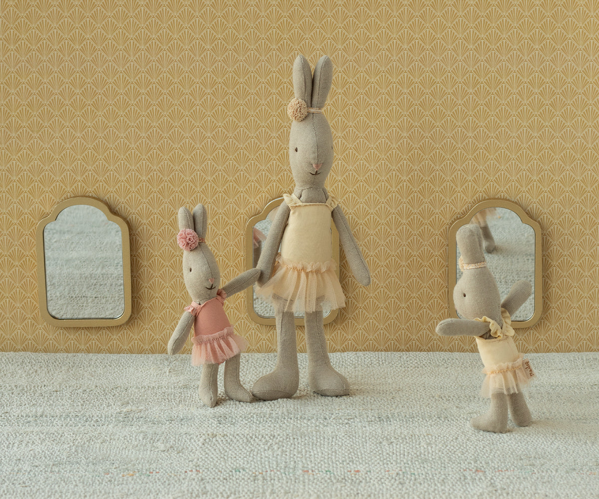 maileg Kaninchen, Mikro - Ballettanzug und Rock rosa Hase - athomewithpaula