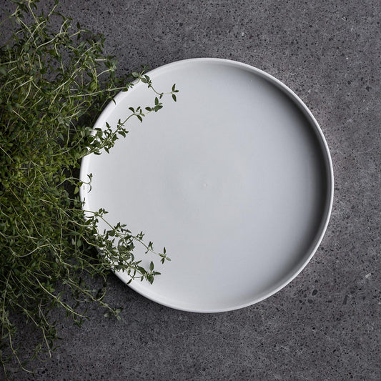 Grimshult - Weißes rundes Tablett - athomewithpaula