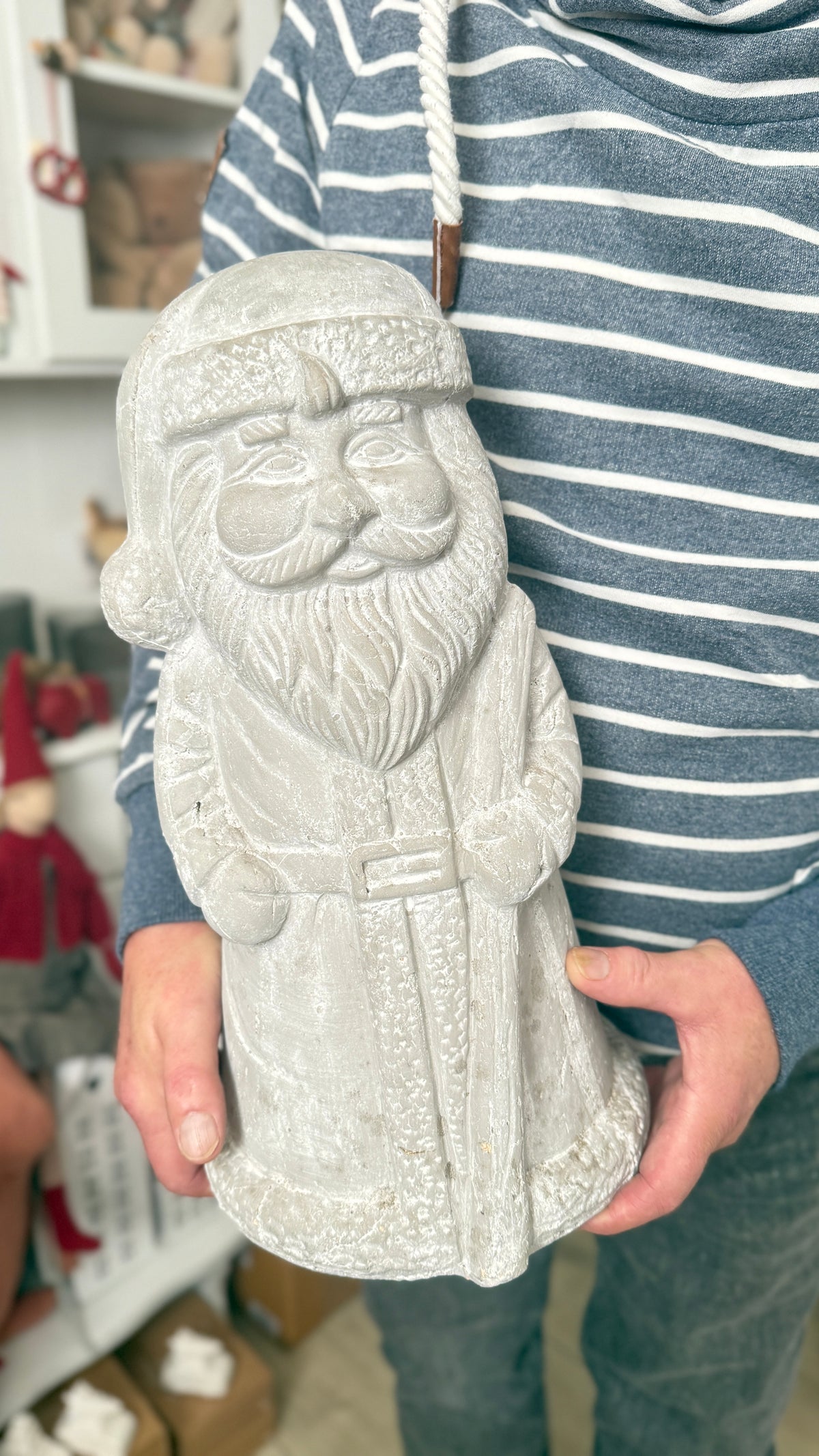 Deko-Weihnachtsmann, H37,5cm, beton-antik - athomewithpaula
