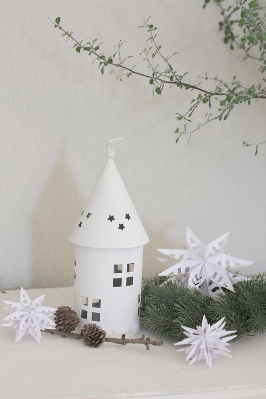 Vogelhaus mit Sternen