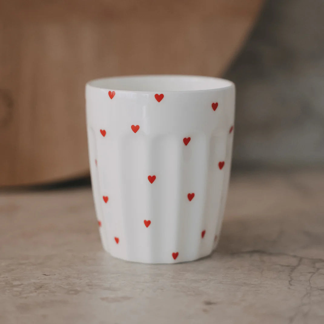 Eulenschnitt Becher kleine Herzen rot - athomewithpaula